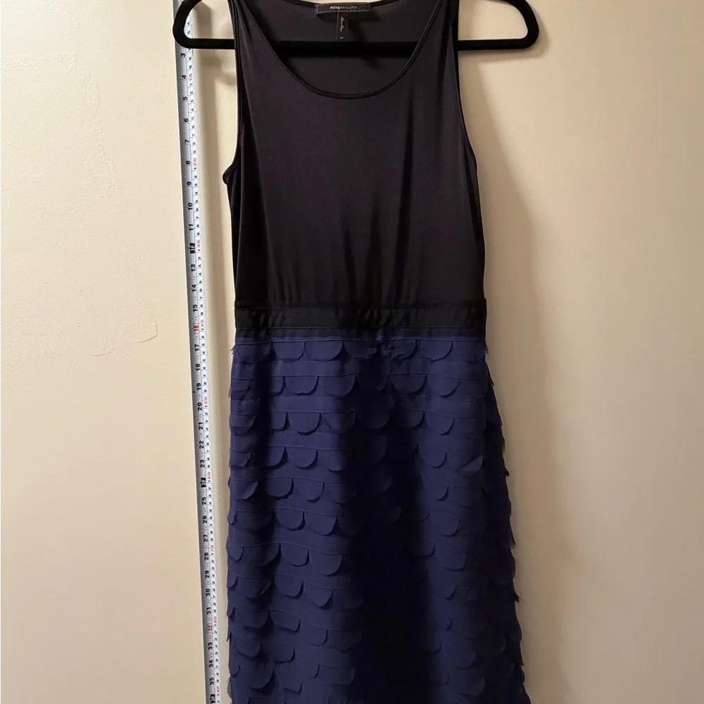 BCBGMaxAzria South‎ Pacific Silk Tiered Scalloped Dress - Picture 9 of 9